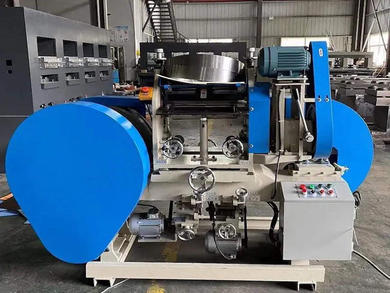 Komponen mesin industri selesai dari proses produksi kami